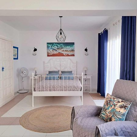 Sunny Tenerife Apartment - Ocean Views Такоронте Экстерьер фото