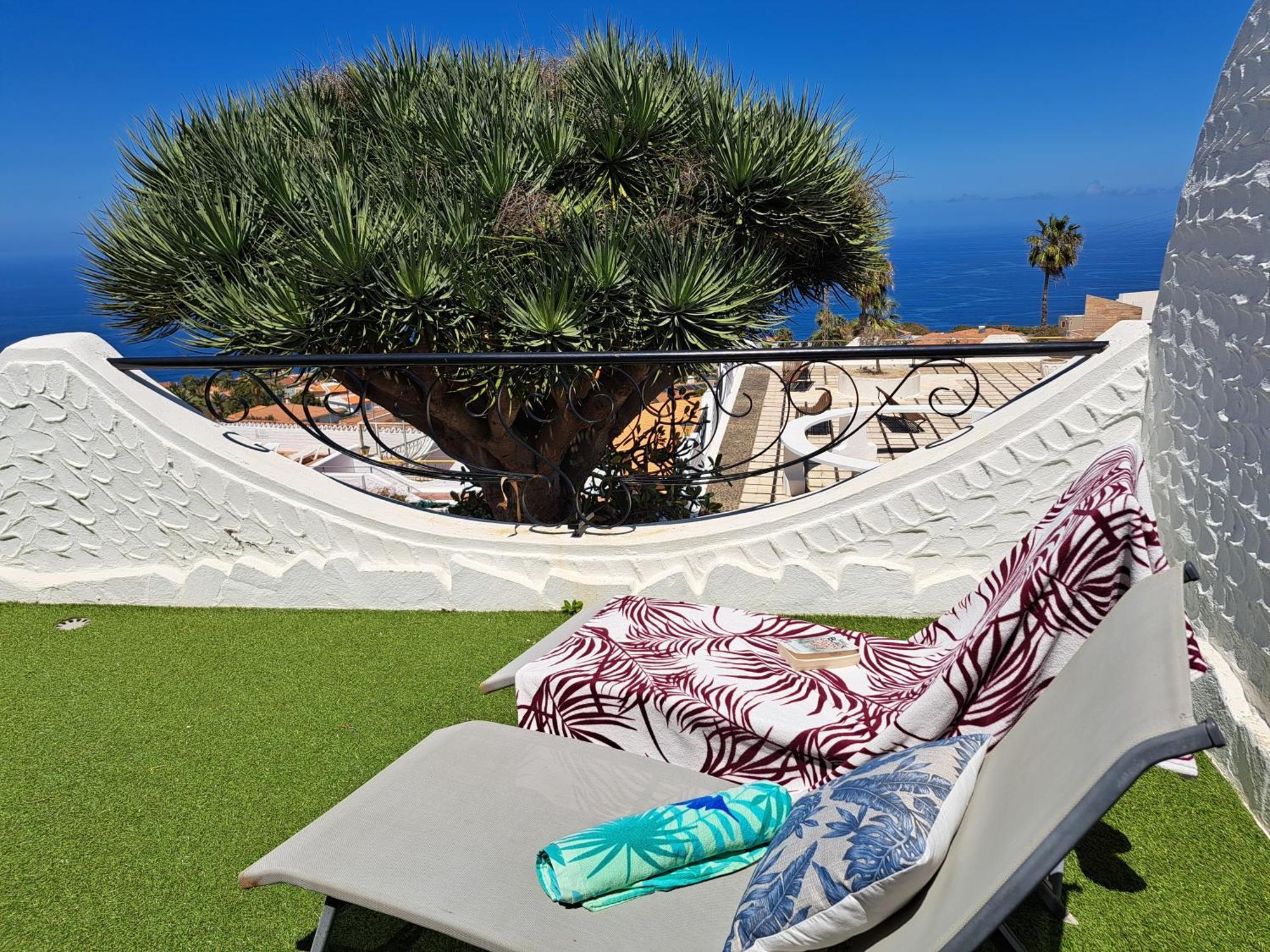 Sunny Tenerife Apartment - Ocean Views Такоронте Экстерьер фото